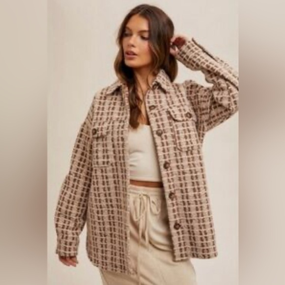 NWT Hem & Thread Cream and Brown Teddy Jacket Size Medium - Picture 3 of 12